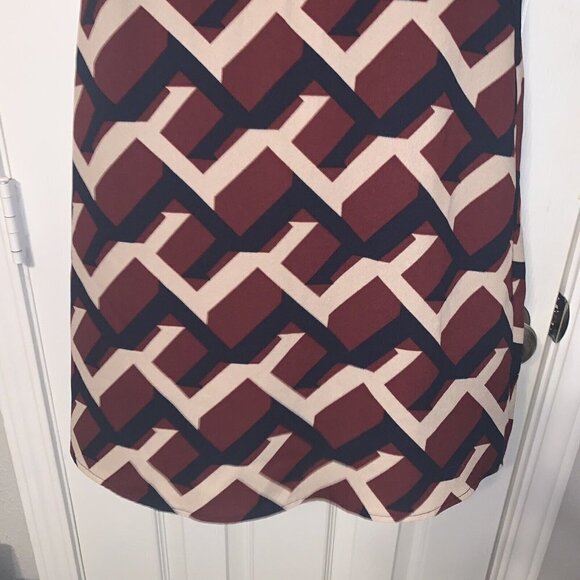 Lulus Dina Burgundy Square Neck Abstract Print Sleeveless Mini Dress Size Medium - Picture 4 of 9